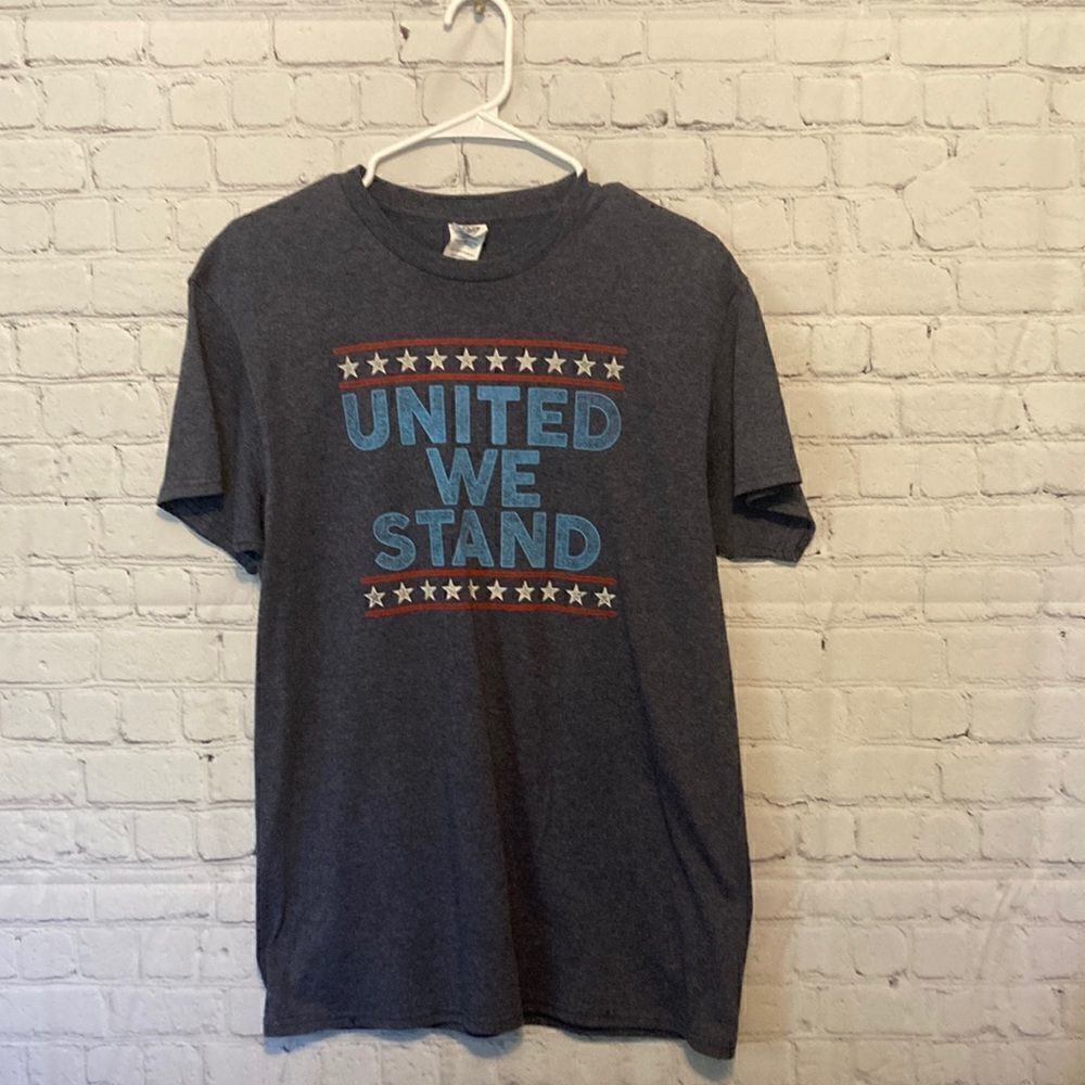 United We Stand Size Medium Shirt